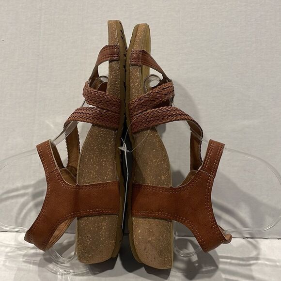 BCStudio Women’s‎ Shoes Barley Cork Platform Sandals Faux Leather Sz 8.5 Brown - Picture 8 of 11